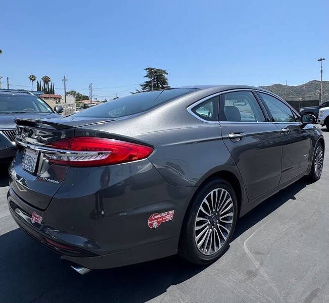 Used 2018 Ford Fusion Energi Titanium FWD image 7