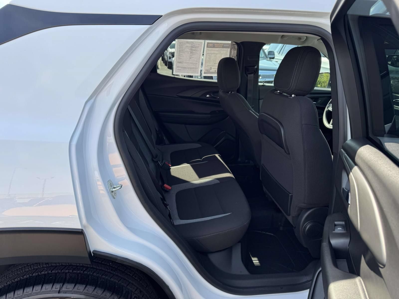 Used 2023 Chevrolet TrailBlazer LT w/ Convenience Package AWD/4WD image 16