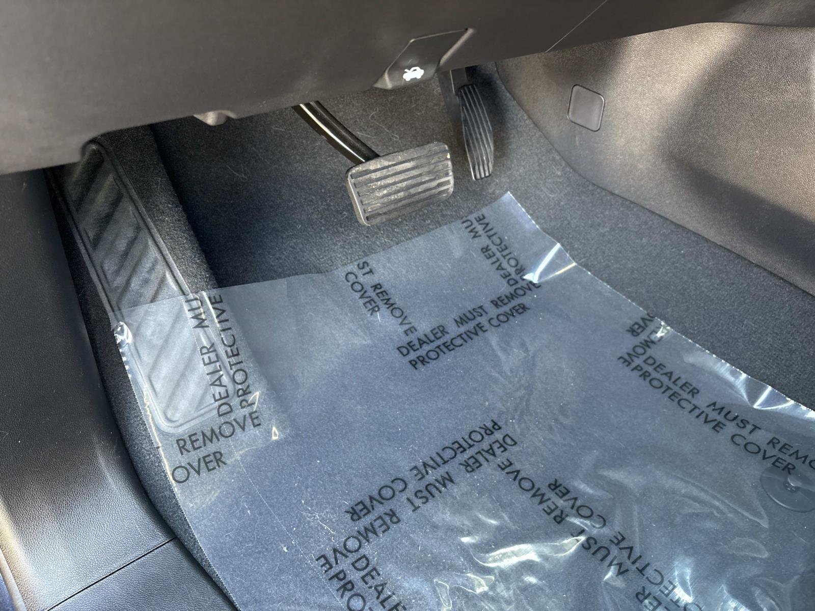 Certified 2022 GMC Sierra 1500 SLT w/ SLT Convenience Package image 16