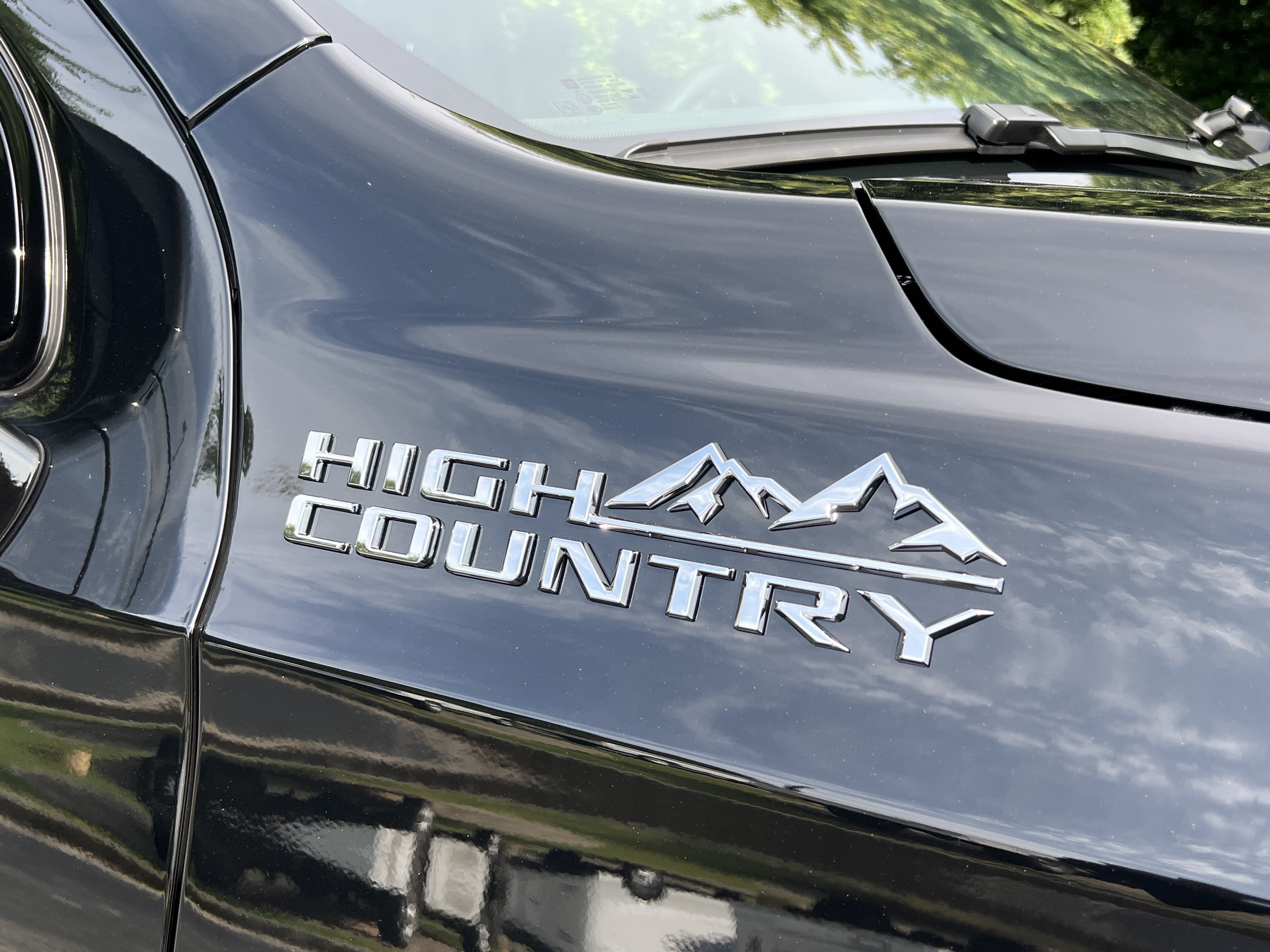 New 2026 Chevrolet Tahoe High Country w/ LPO, Get Active Package AWD/4WD image 41