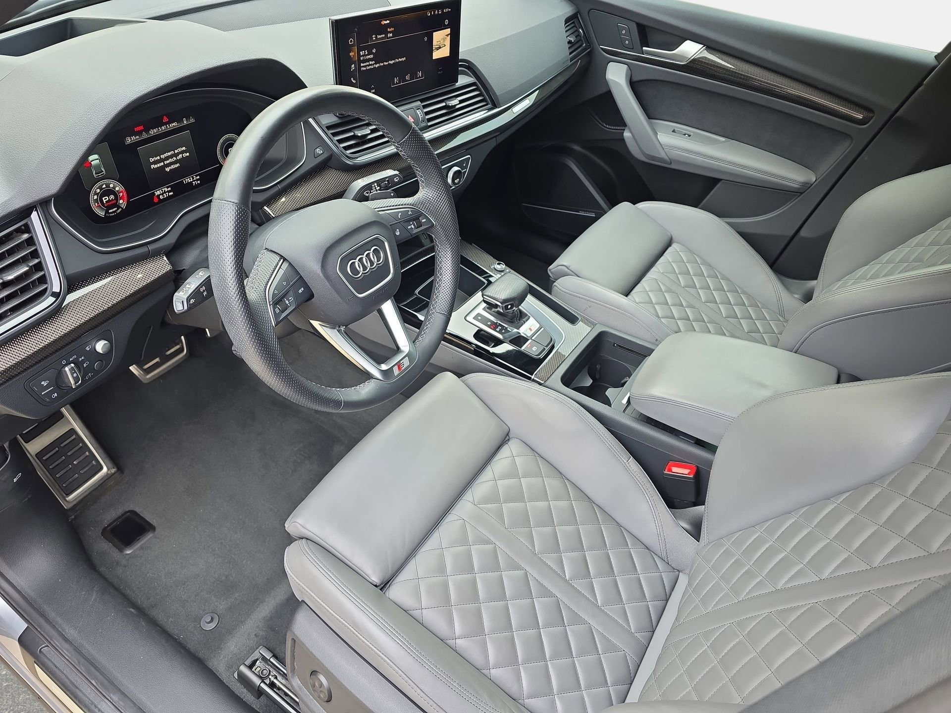 Used 2023 Audi SQ5 Prestige AWD/4WD image 16