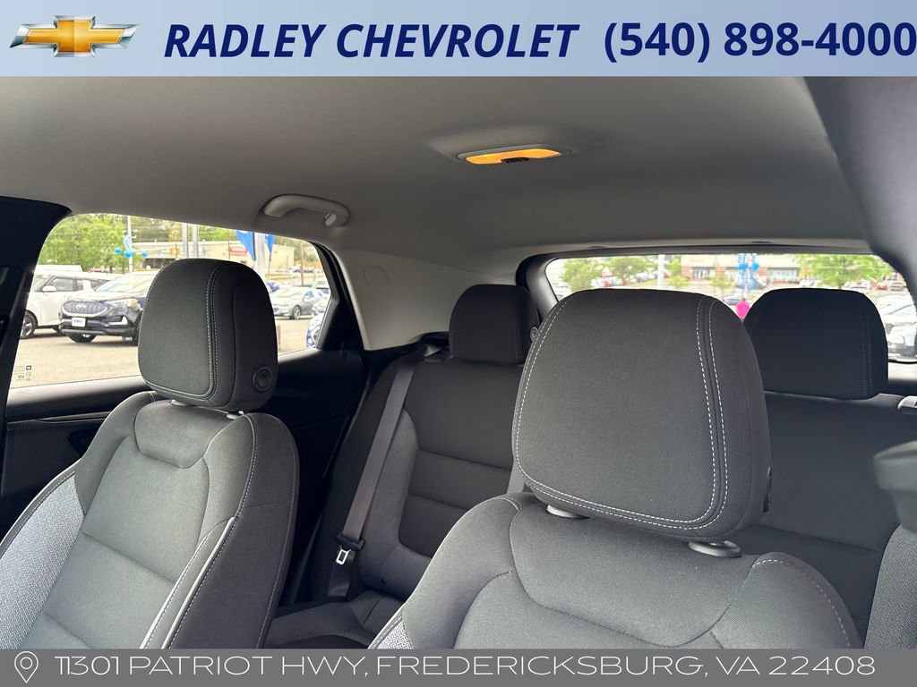 Certified 2024 Chevrolet TrailBlazer LT w/ Convenience Package FWD image 3