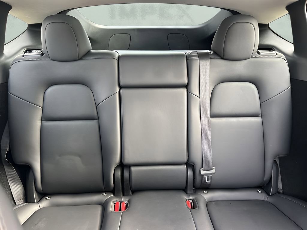 Used 2023 Tesla Model Y Long Range image 12