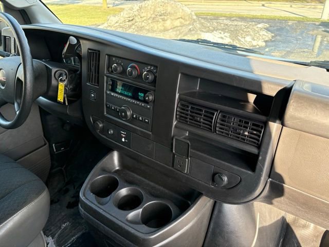 Used 2024 GMC Savana 2500 Work Van w/ Driver Convenience Package image 23