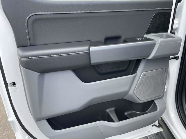 Certified 2025 Ford F150 Lightning Flash image 6