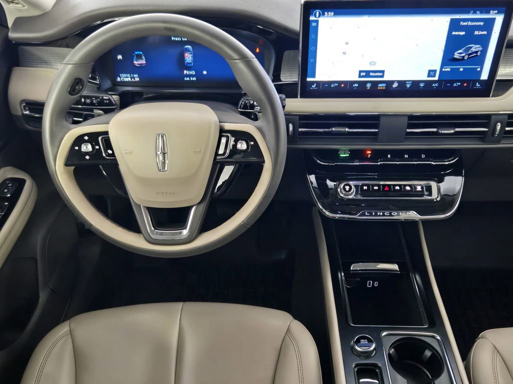 Used 2024 Lincoln Corsair FWD image 31