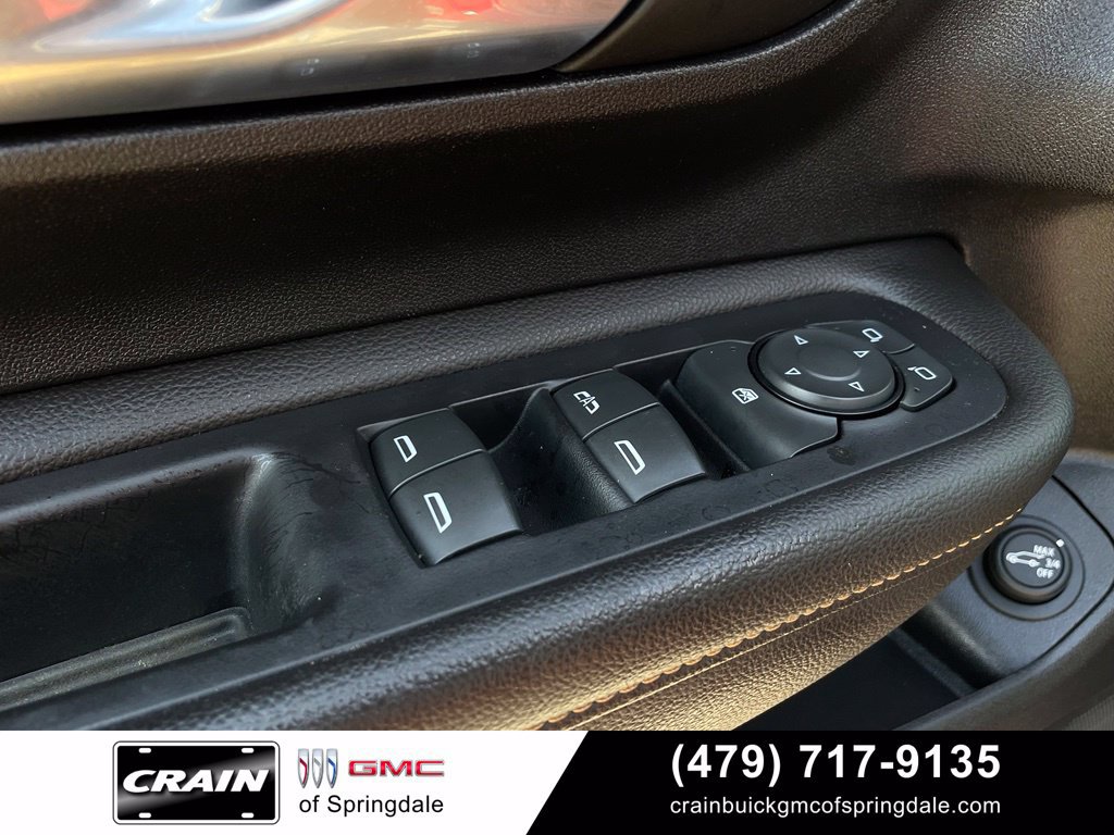 Used 2020 GMC Terrain SLT w/ Preferred Package FWD image 12