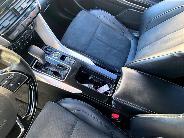 Used 2024 Mitsubishi Eclipse Cross SE image 15