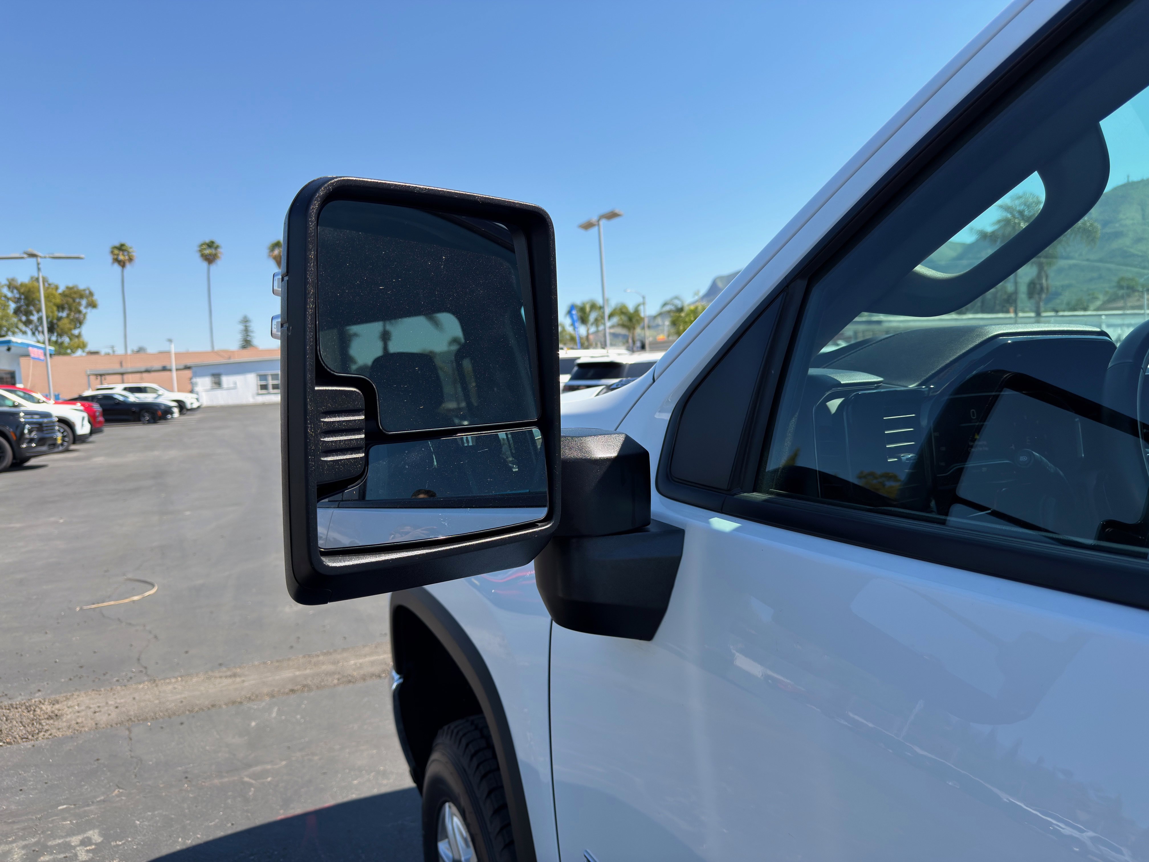 Used 2025 Chevrolet Silverado 2500 LT w/ Convenience Package image 46