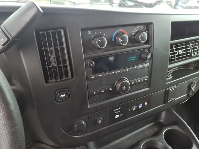 Used 2015 Chevrolet Express 3500 LT w/ LT Preferred Equipment Group RWD image 17