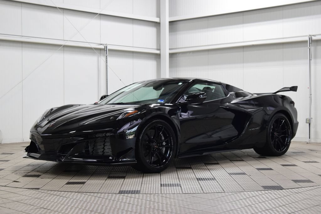 New 2027 Chevrolet Corvette Grand Sport RWD image 3