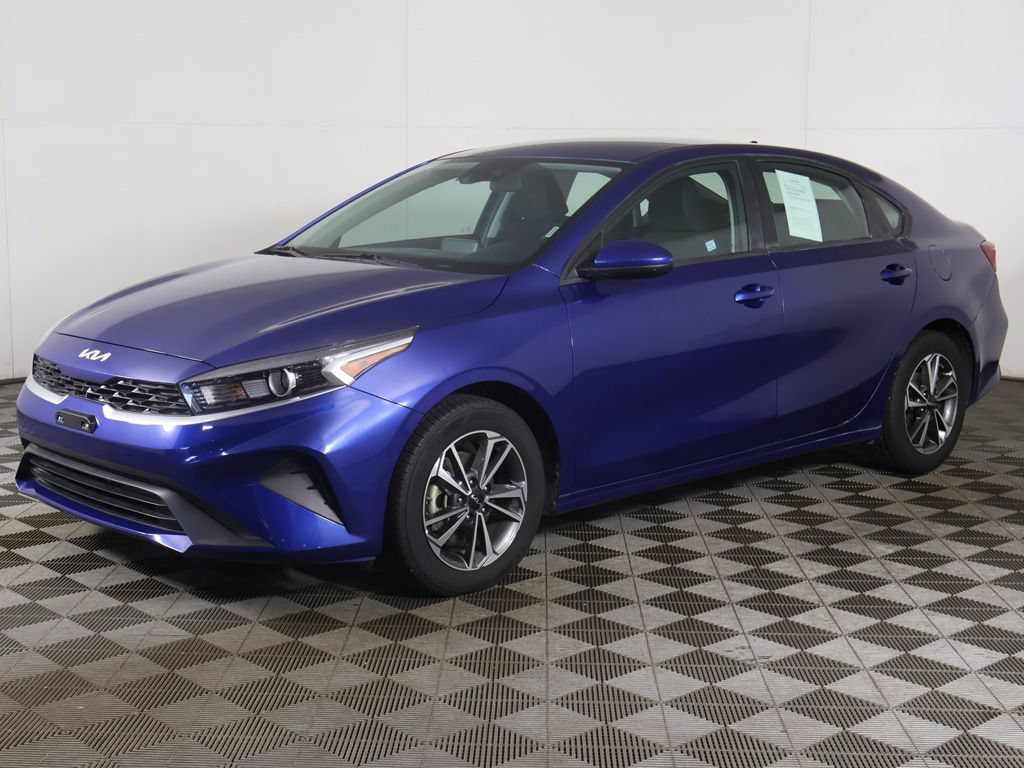 Used 2023 Kia Forte LXS FWD image 6