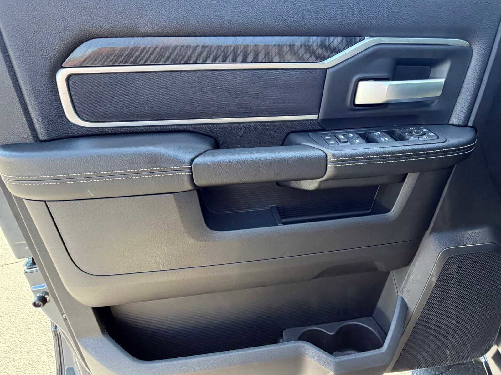 New 2026 RAM 3500 Big Horn AWD/4WD image 30