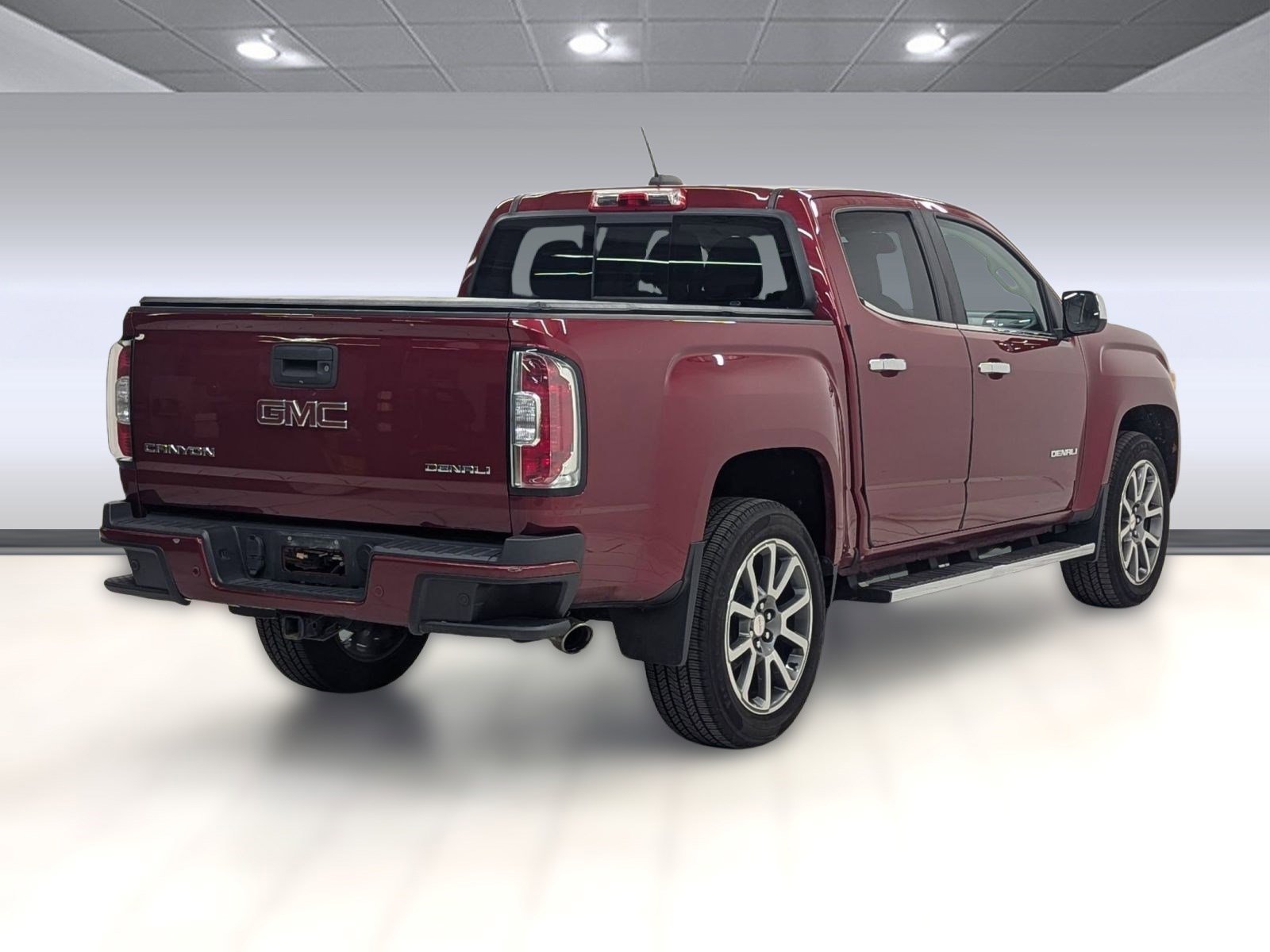 Used 2020 GMC Canyon Denali image 7