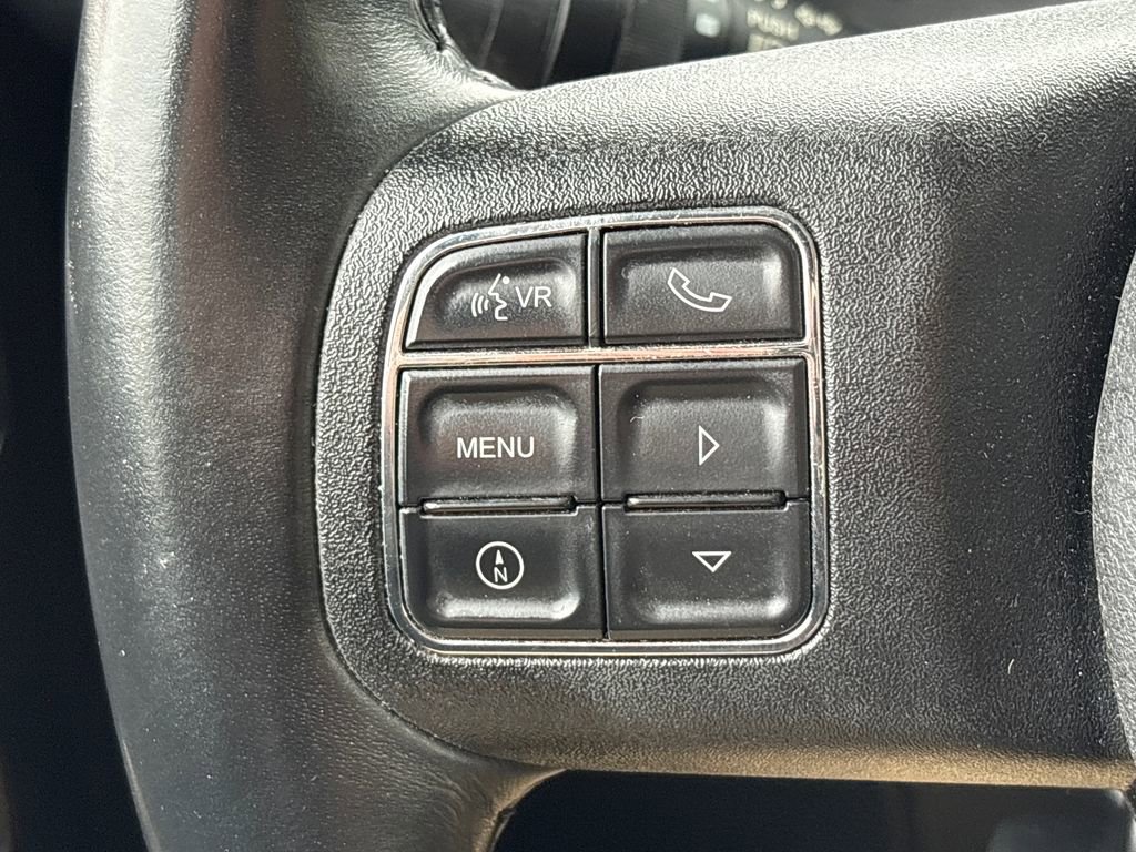 Used 2015 Jeep Wrangler Rubicon w/ Power Convenience Group AWD/4WD image 21