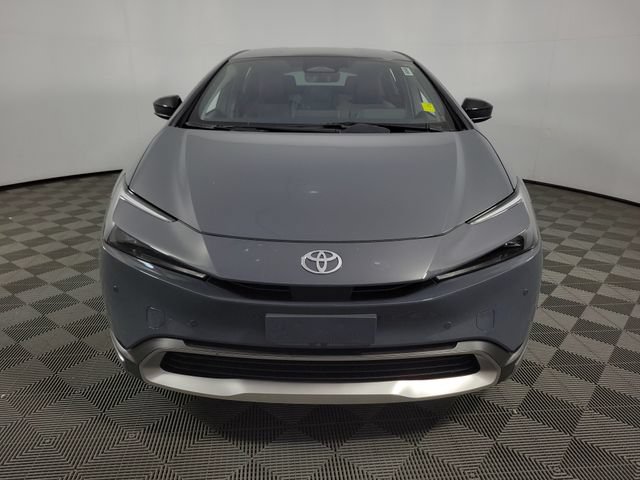 New 2026 Toyota Prius Plug-In Hybrid FWD video 2