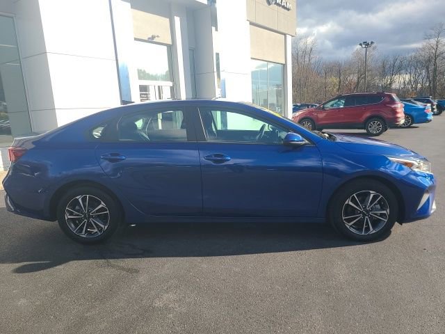 Used 2024 Kia Forte LXS image 6