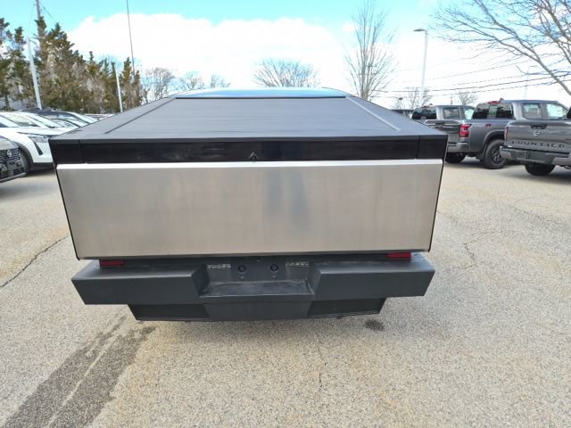 Used 2024 Tesla Cybertruck AWD Crew Cab image 5