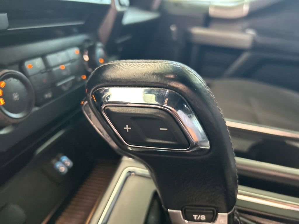 Used 2016 Ford F150 XLT w/ Equipment Group 302A Luxury image 9