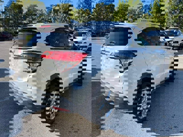 Used 2019 Honda HR-V EX-L image 4