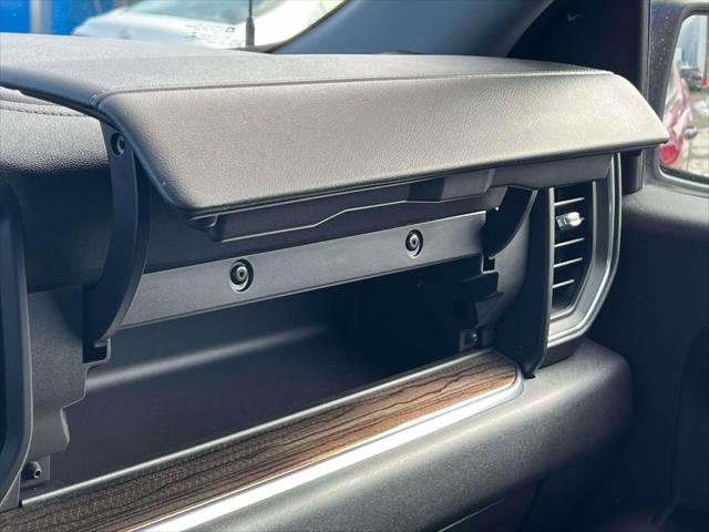 Used 2023 Chevrolet Silverado 1500 LT Trail Boss w/ Protection Package image 29