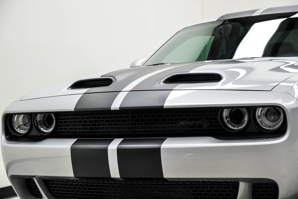 Used 2023 Dodge Challenger SRT Hellcat RWD image 2