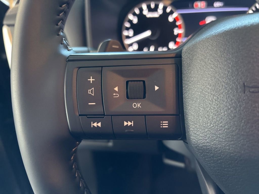 Certified 2026 Nissan Rogue SV AWD/4WD image 27