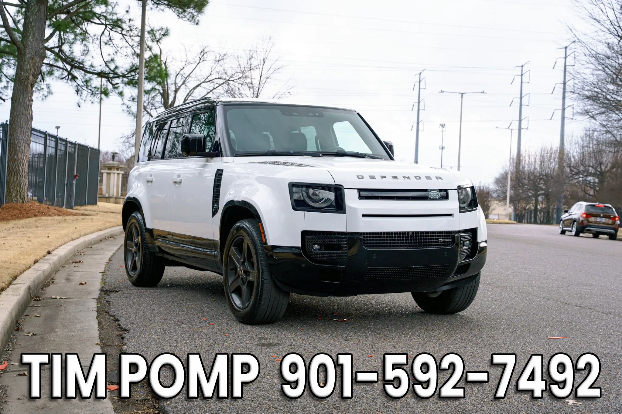 Used 2022 Land Rover Defender 110 X-Dynamic SE image 3