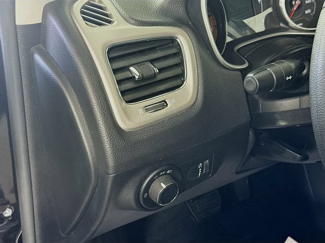 Used 2021 Jeep Compass Sport FWD image 12