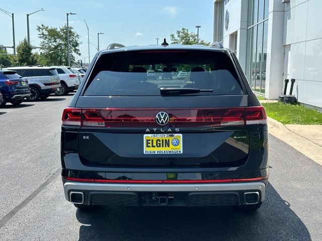 Certified 2026 Volkswagen Atlas Peak Edition AWD/4WD image 5