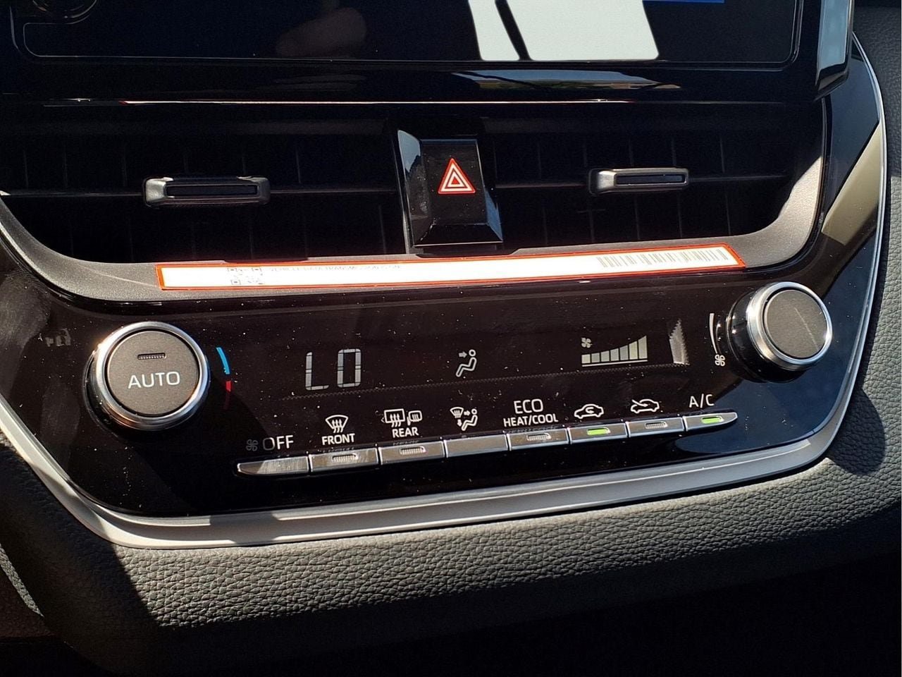 Used 2026 Toyota Corolla LE FWD image 15