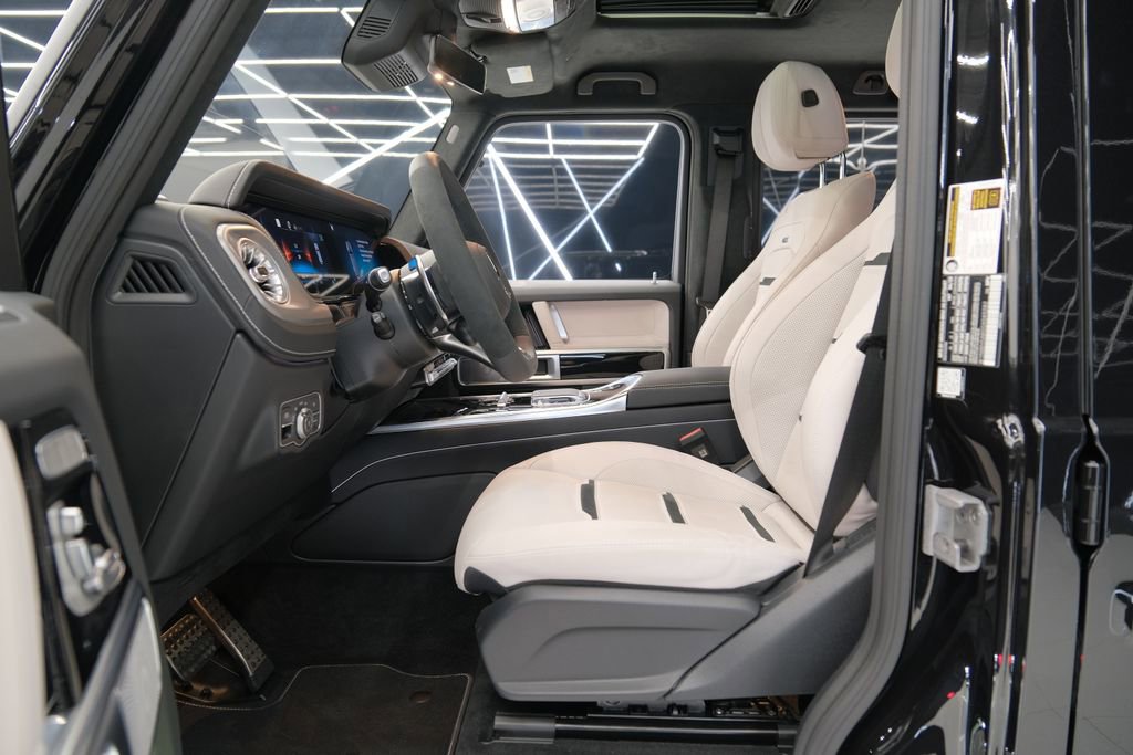 Used 2025 Mercedes-Benz G 63 AMG 4MATIC image 27
