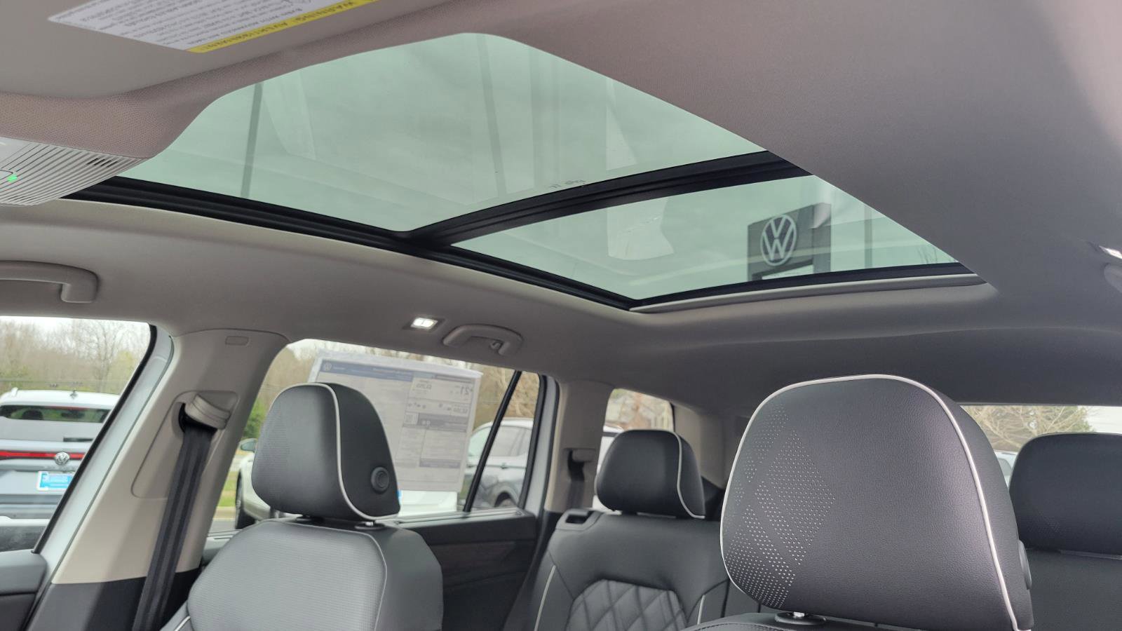 New 2026 Volkswagen Atlas SEL Premium R-Line image 38