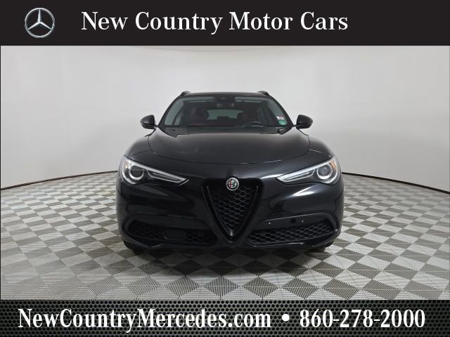 Used 2021 Alfa Romeo Stelvio Ti w/ Nero Edizione image 2