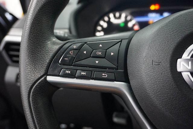 Used 2023 Nissan Altima 2.5 SV FWD image 16