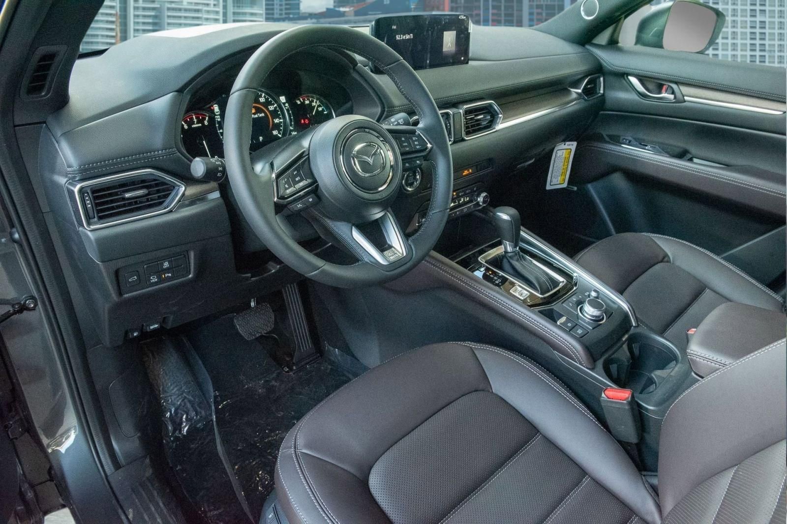 Used 2025 MAZDA CX-5 Signature image 5