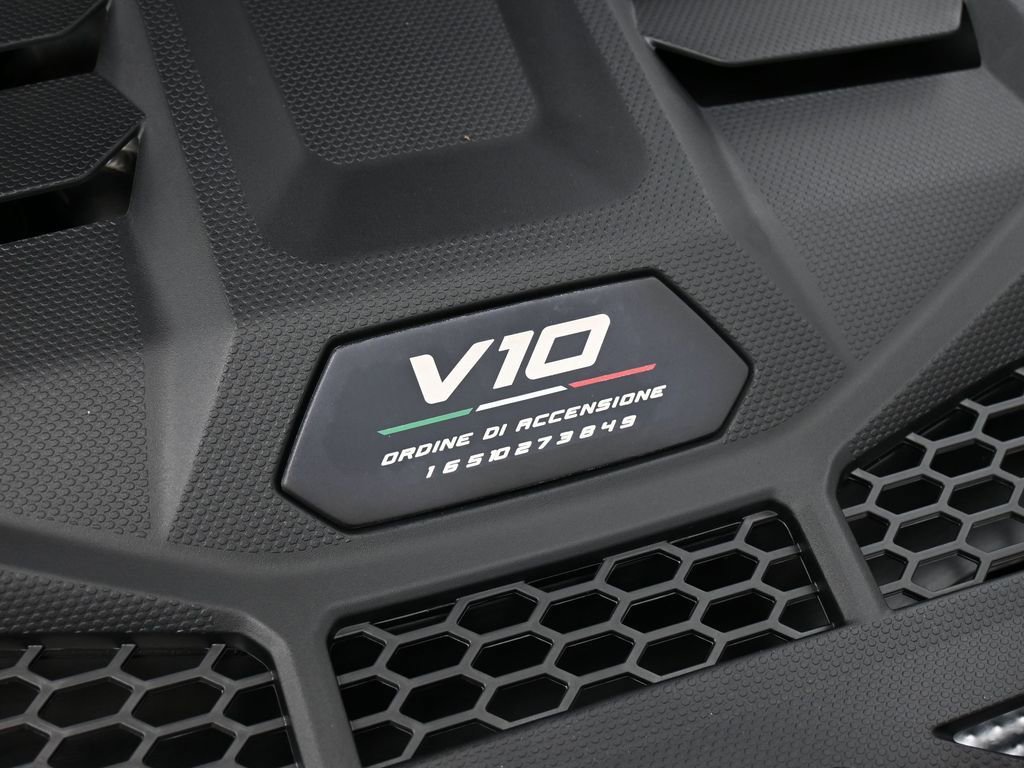Used 2024 Lamborghini Huracan Sterrato image 29