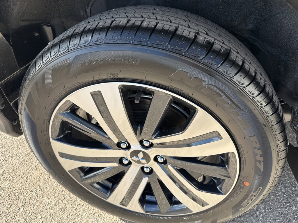 New 2026 Mitsubishi Outlander Sport ES image 12