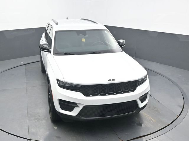 Used 2022 Jeep Grand Cherokee Altitude image 57