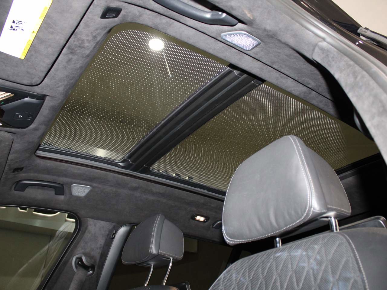 Certified 2022 BMW ALPINA XB7 AWD/4WD image 8