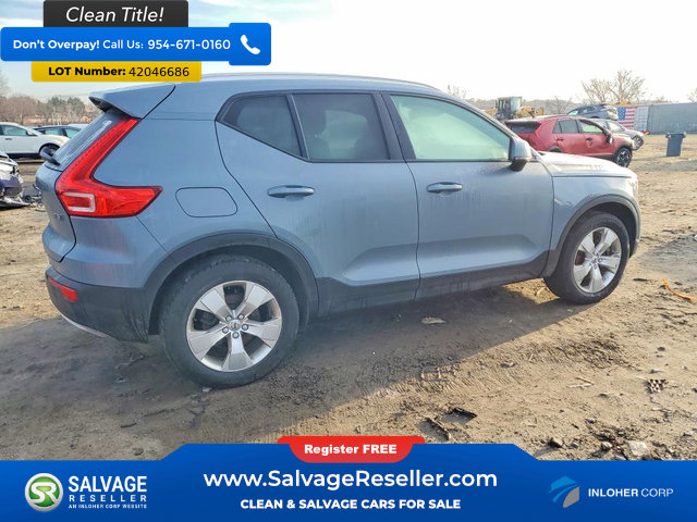 Used 2020 Volvo XC40 T5 Momentum AWD/4WD image 4