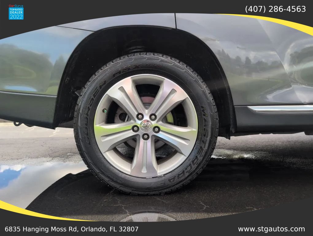 Used 2013 Toyota Highlander Limited FWD image 32