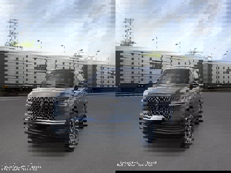 New 2025 Lincoln Navigator L Reserve image 25