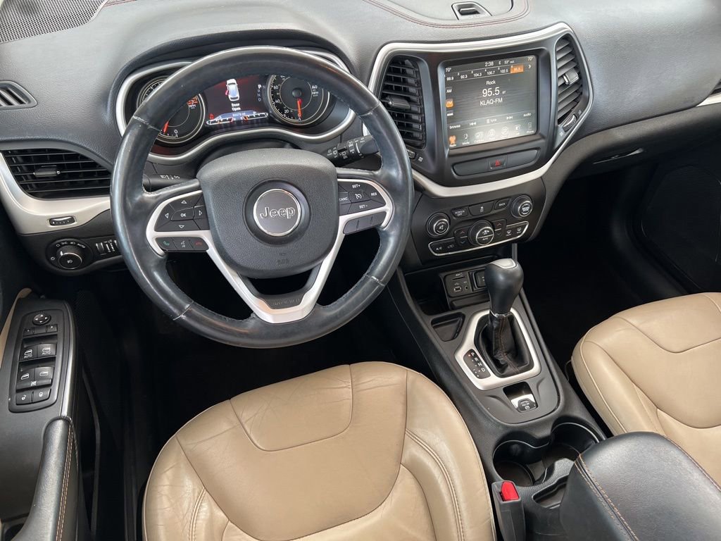 Used 2017 Jeep Cherokee Limited image 20