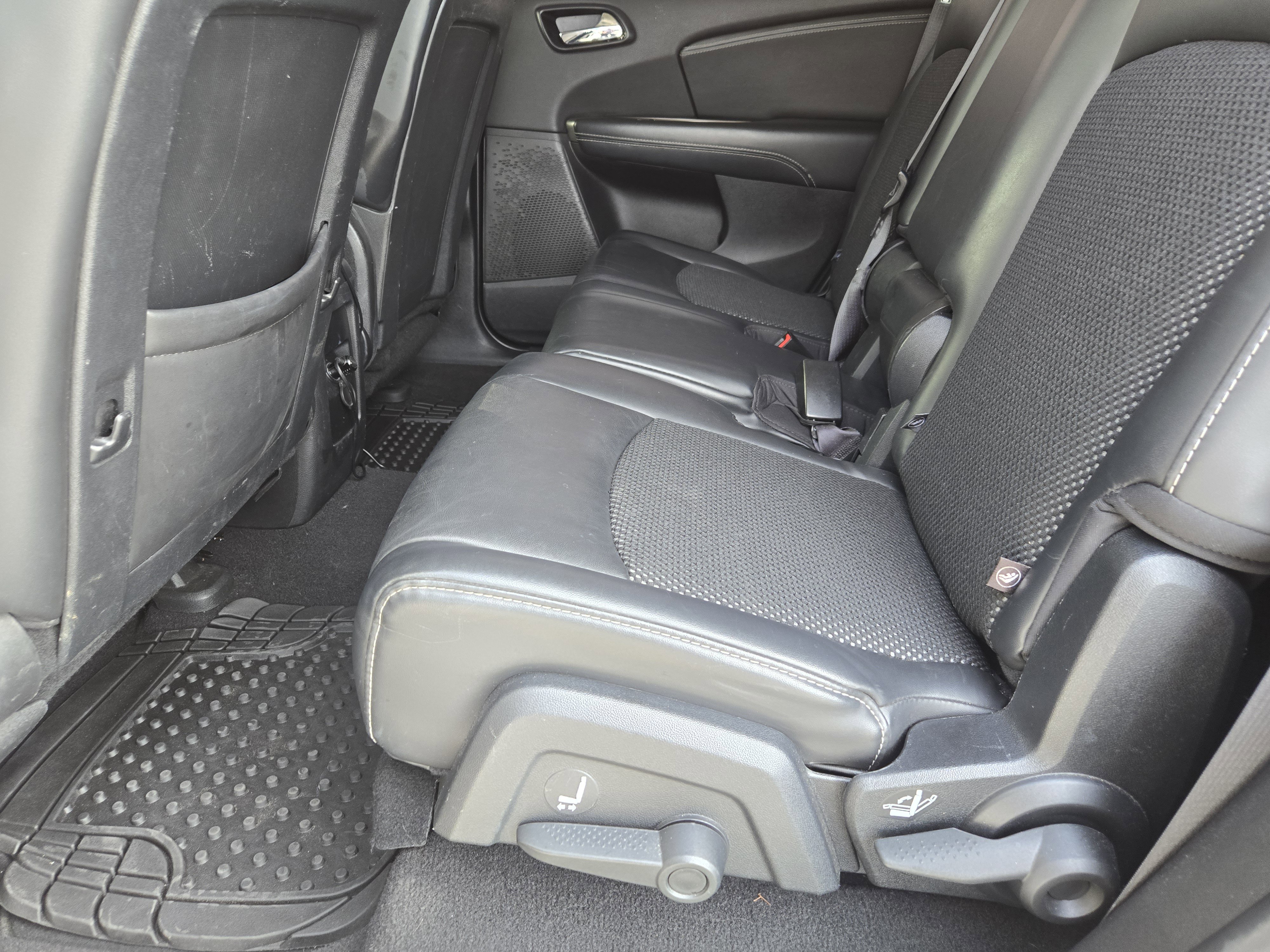 Used 2016 Dodge Journey Crossroad image 31