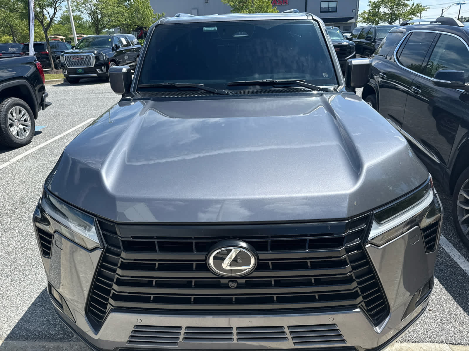 Used 2026 Lexus GX 550 w/ Accessory Package (2T) AWD/4WD image 2