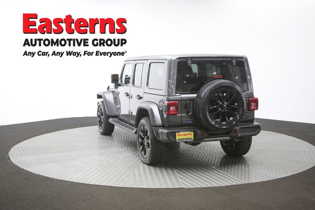 Used 2025 Jeep Wrangler Unlimited Sahara AWD/4WD image 61