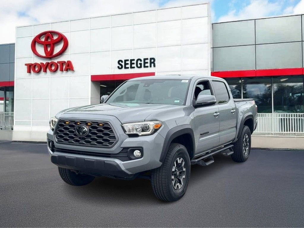 Used 2021 Toyota Tacoma TRD Off-Road AWD/4WD image 9