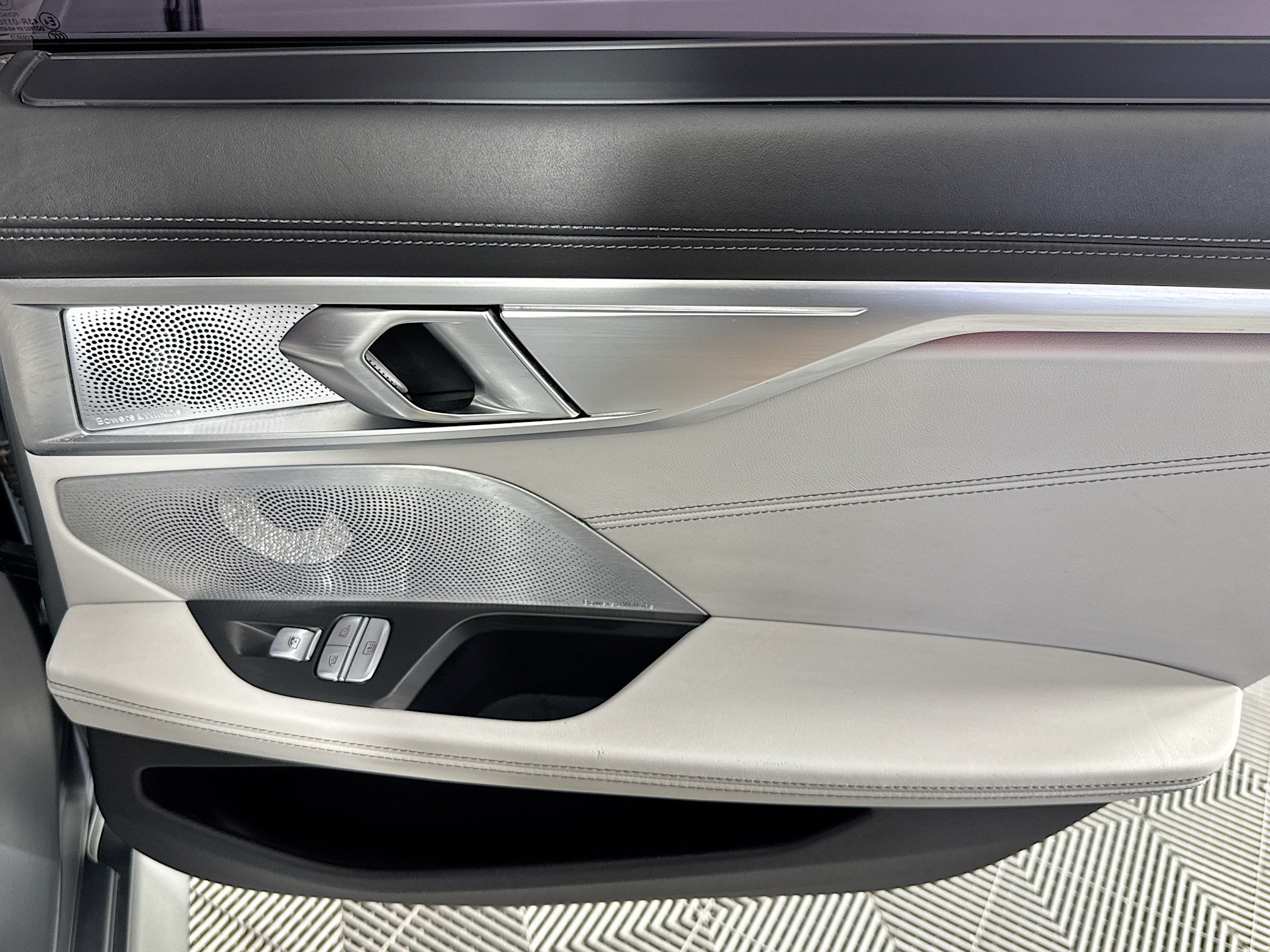 Used 2023 BMW M8 Gran Coupe xDrive Competition w/ M Carbon Exterior Package AWD/4WD image 26
