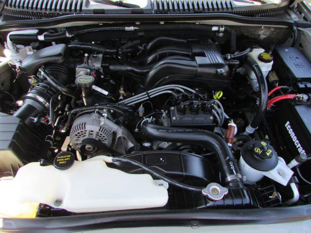 Used 2006 Ford Explorer XLT AWD/4WD image 22